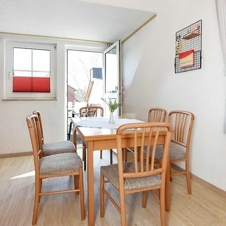 Ferienwohnungen Im Gezeitenhaus Bensersiel Exterior photo